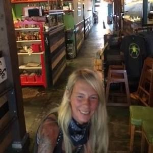 Meet your Posher, Whitney